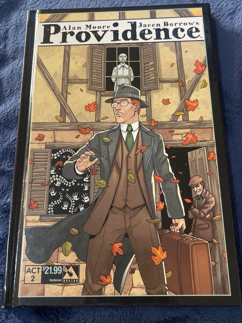 Book Providence Vintage